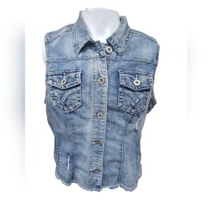 Women's Maurices Distressed Blue Denim Sleeveless‎ Vest Size 1
